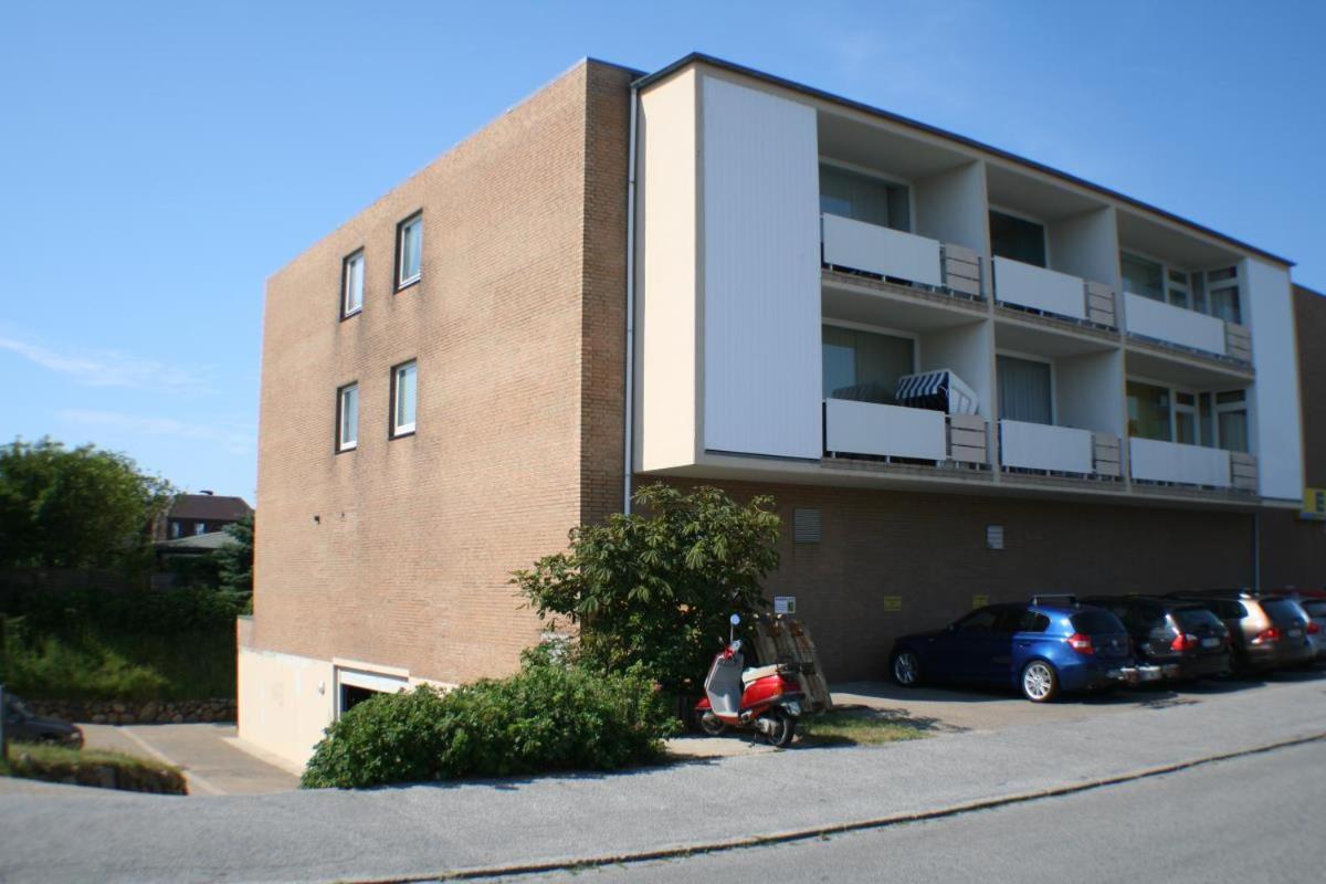 Apartment Laude 10 *